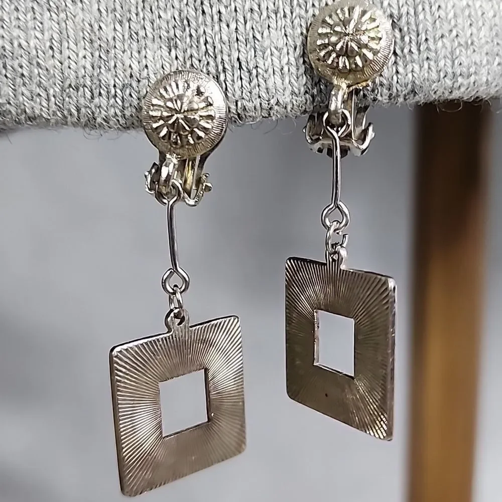 Funky Vintage Earrings Clip~on